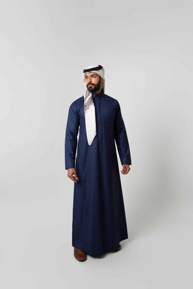 ⁦شماغ كشميري، كريمي مع بني⁩ - الصورة ⁦2⁩