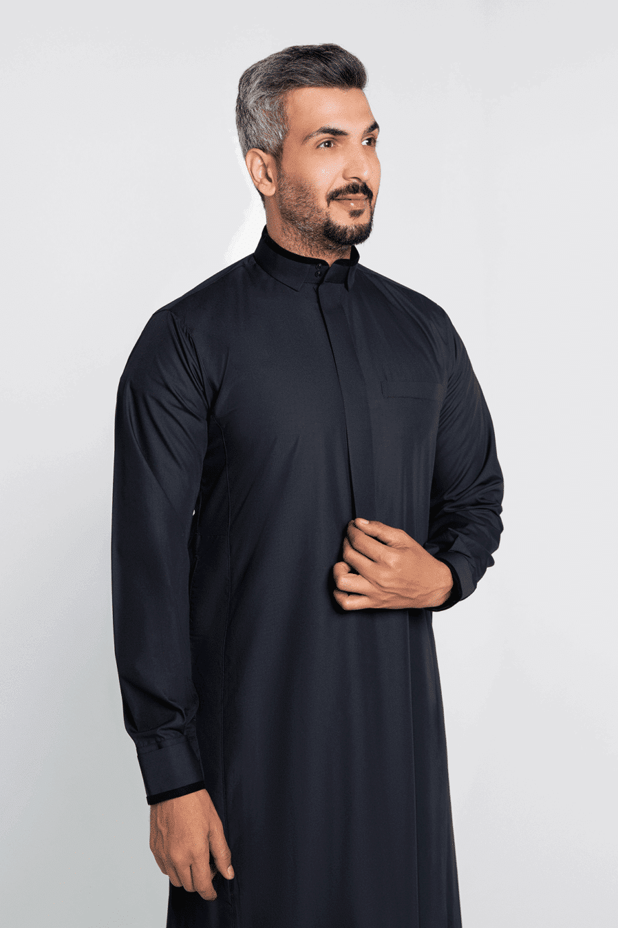 ثوب ري ثوب أسود أكمام كبك