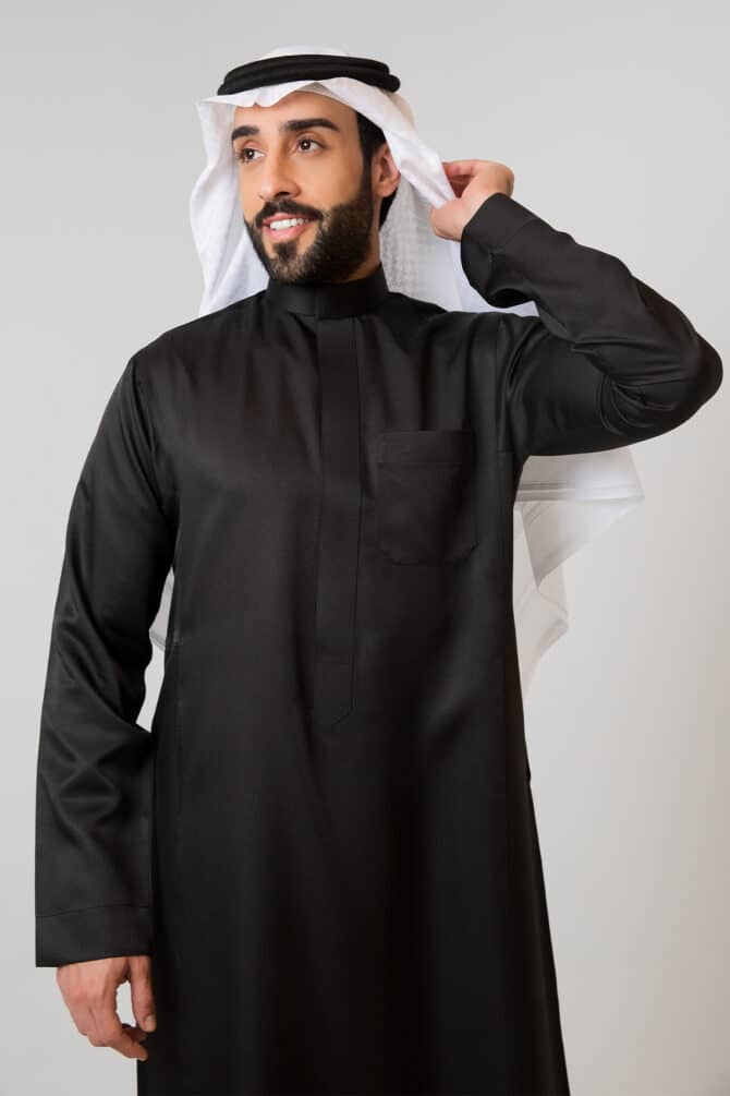 black-v1969-semiramis-light-zipper-men-thobe-silk-classic-4