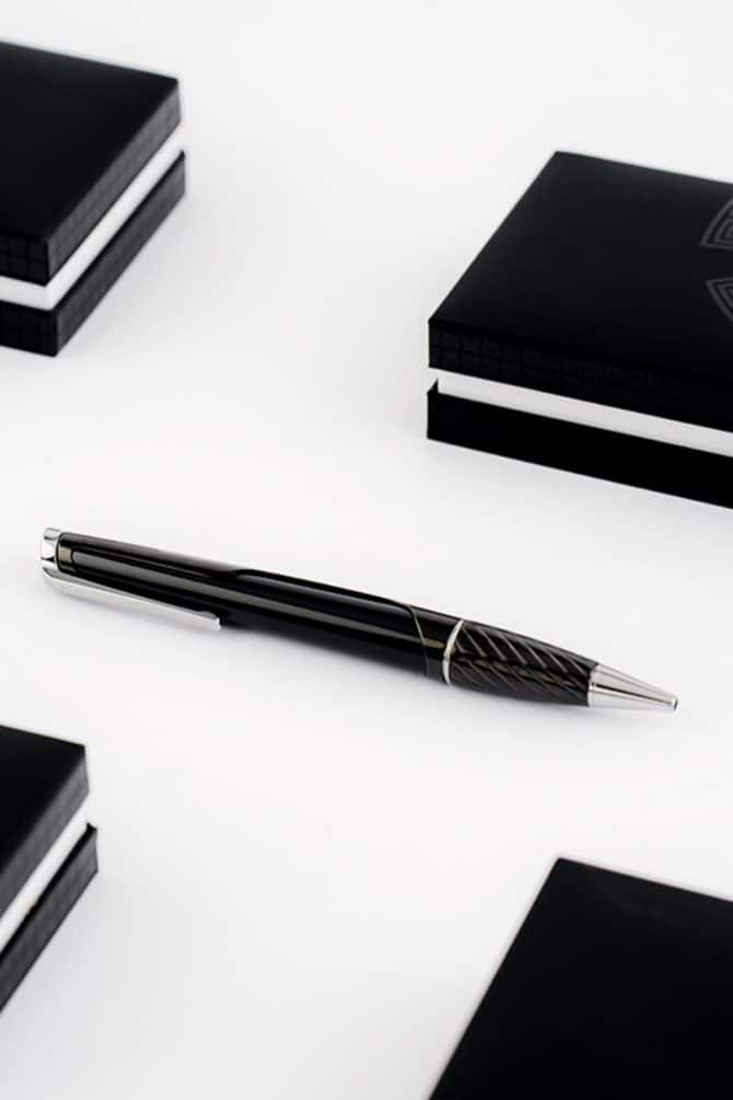 Versace-Black-Pen-Al-Shiaka-3
