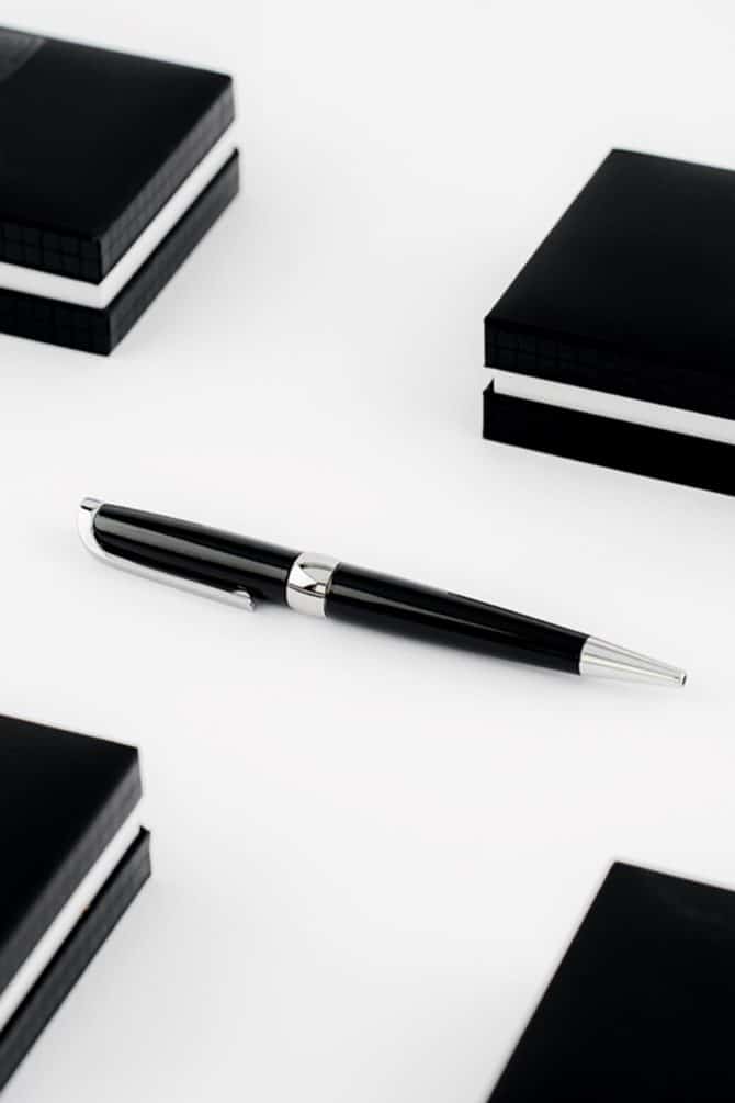 Versace-Pen-Black-Alshiaka-3