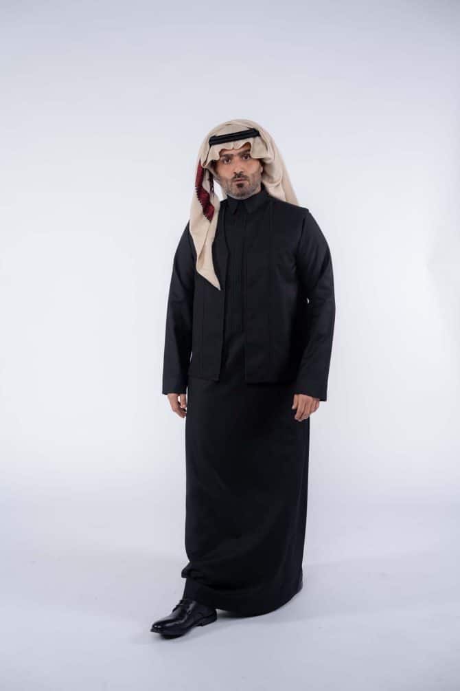 men-winter-embroider-thobe-black 1