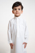 Al Shiaka Embroidered Thobe – Creamy for kids - Image 2