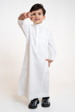 Al Shiaka Embroidered Thobe – Creamy for kids - Image 3