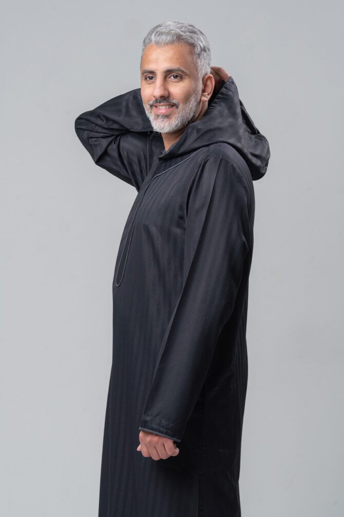⁦جلابية الشياكة – ري ثوب أسود⁩ - الصورة ⁦6⁩