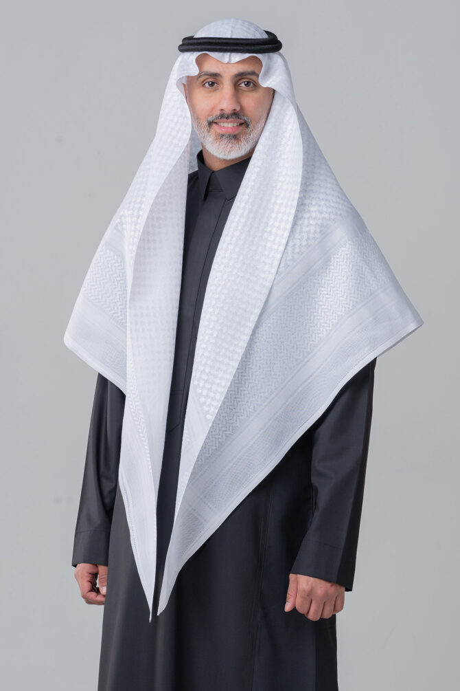 Al Shiaka Men’s Business Thobe, Qalab Collar, Black - Image 2