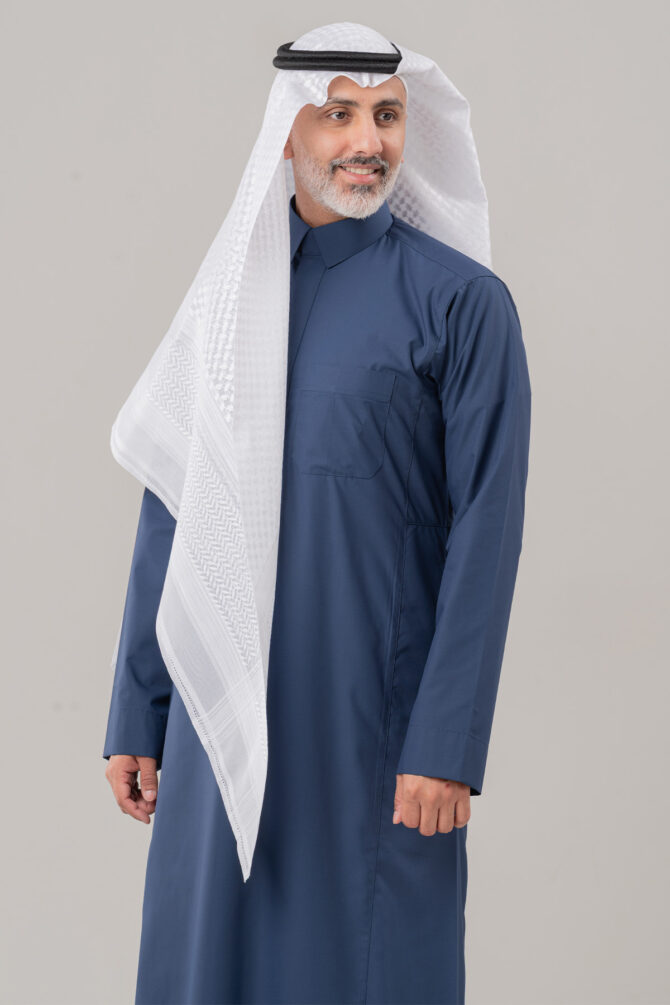 ⁦ثوب الشياكة الرجالي نص وقفة – ثوب أعمال كحلي⁩ - الصورة ⁦4⁩