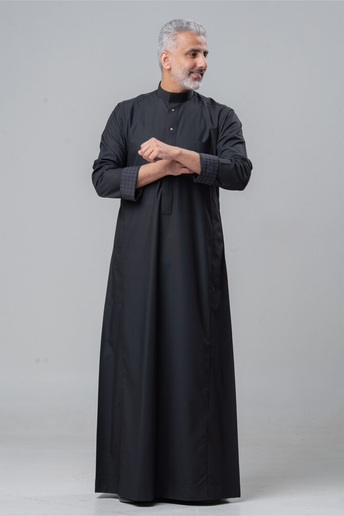 Al Shiaka men’s Trendy Thobe – Black - Image 2