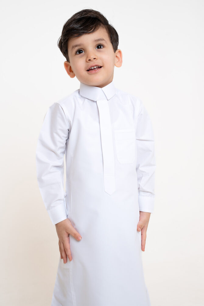 ⁦ثوب الشياكة التريندي ولادي المخطط الأبيض⁩ - الصورة ⁦5⁩