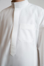 Al Shiaka Embroidered Thobe – Creamy for youth - Image 2