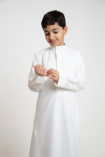 Al Shiaka Embroidered Thobe – Creamy for youth - Image 7