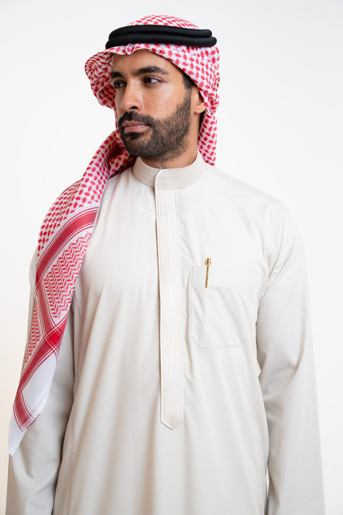 ⁦ثوب زخرفات رجالي كريمي⁩ - الصورة ⁦3⁩