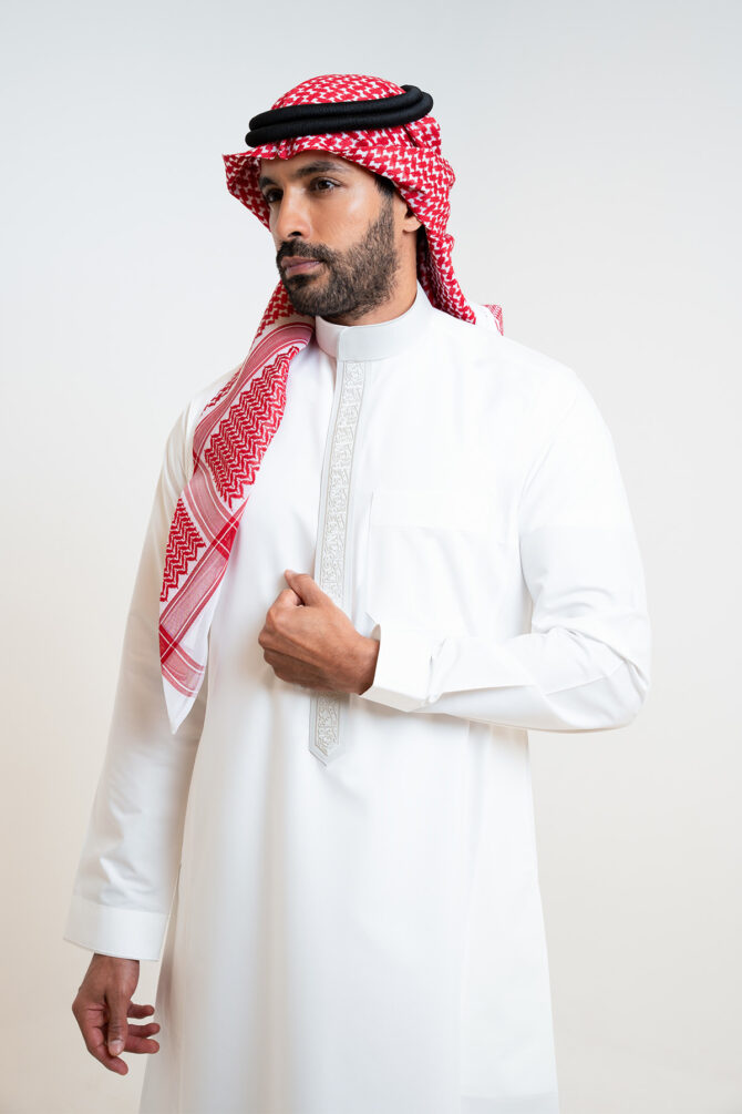Men’s embroidered thobe - Creamy - Image 3