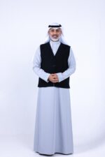 سديري الشياكة الرجالي المطرّز, أسود