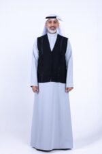 سديري الشياكة أسود رجالي مطرّز باللون الأسود