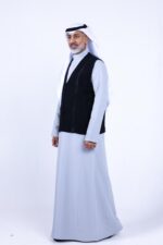 ⁦سديري الشياكة أسود رجالي مطرّز باللون الأسود⁩ - الصورة ⁦5⁩